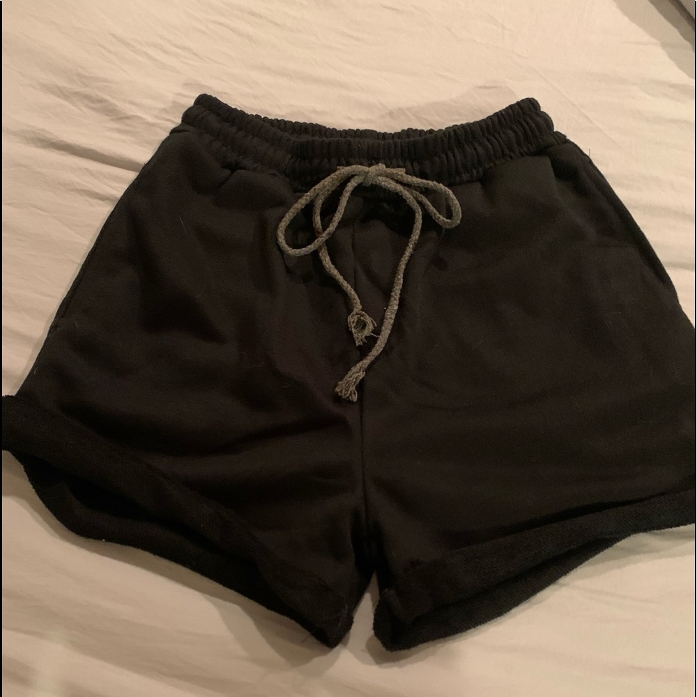 🌼basic lounge shorts